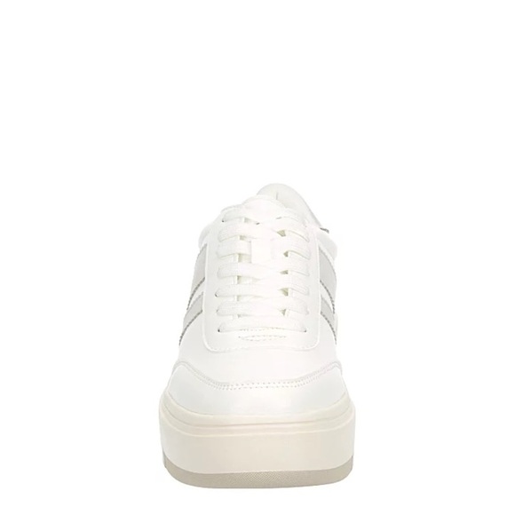 NWOT madden girl Navida Women's
Platform Sneakers Size 10 - Picture 2 of 5